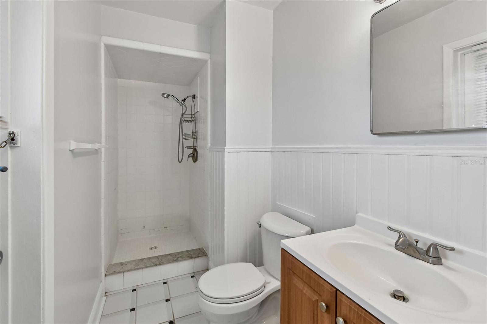 Image 18 of 31 For 7129 Turquoise Lane