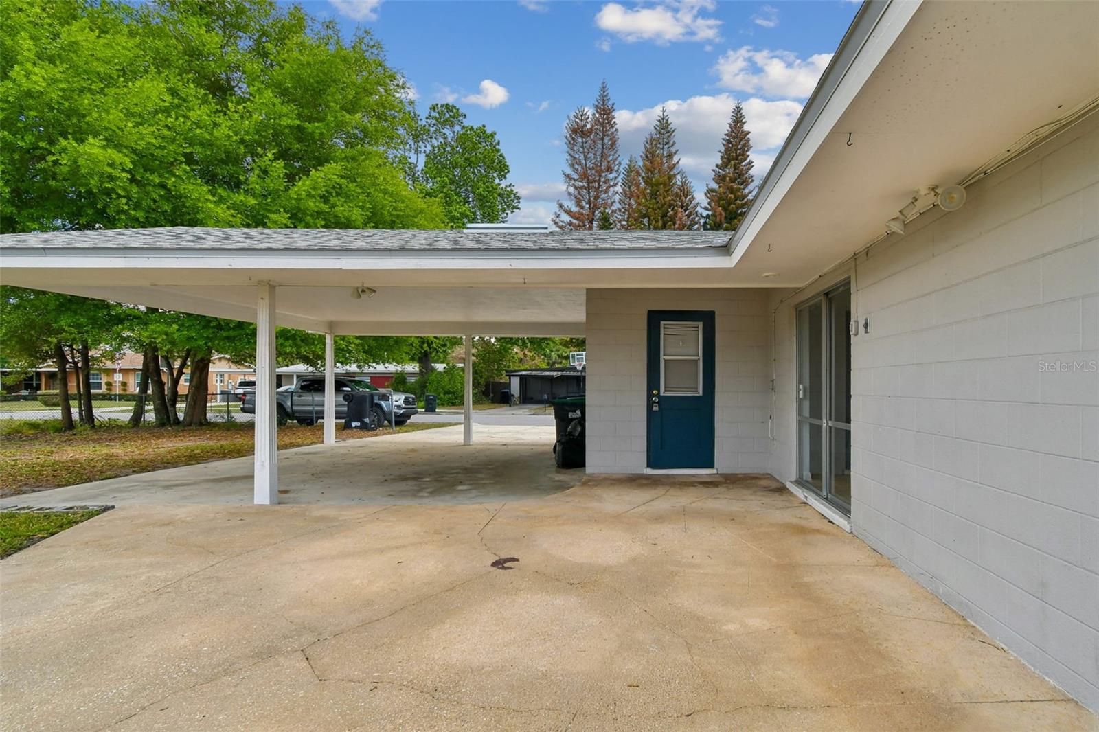 Image 23 of 31 For 7129 Turquoise Lane