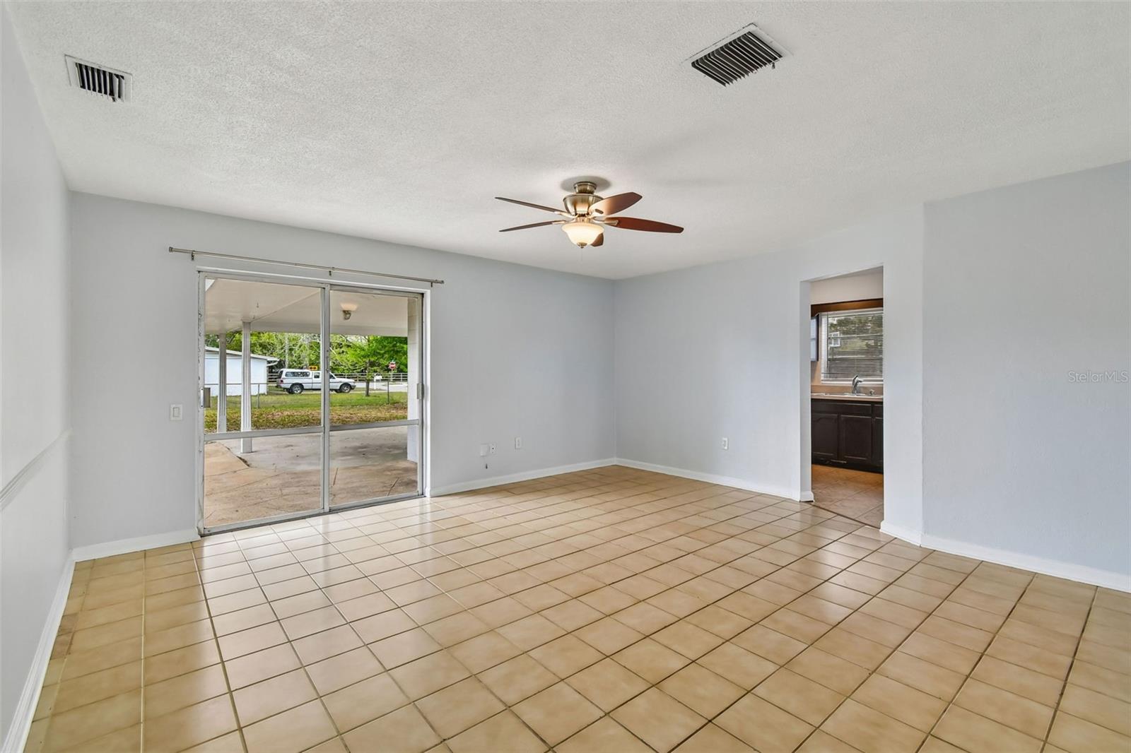 Image 7 of 31 For 7129 Turquoise Lane