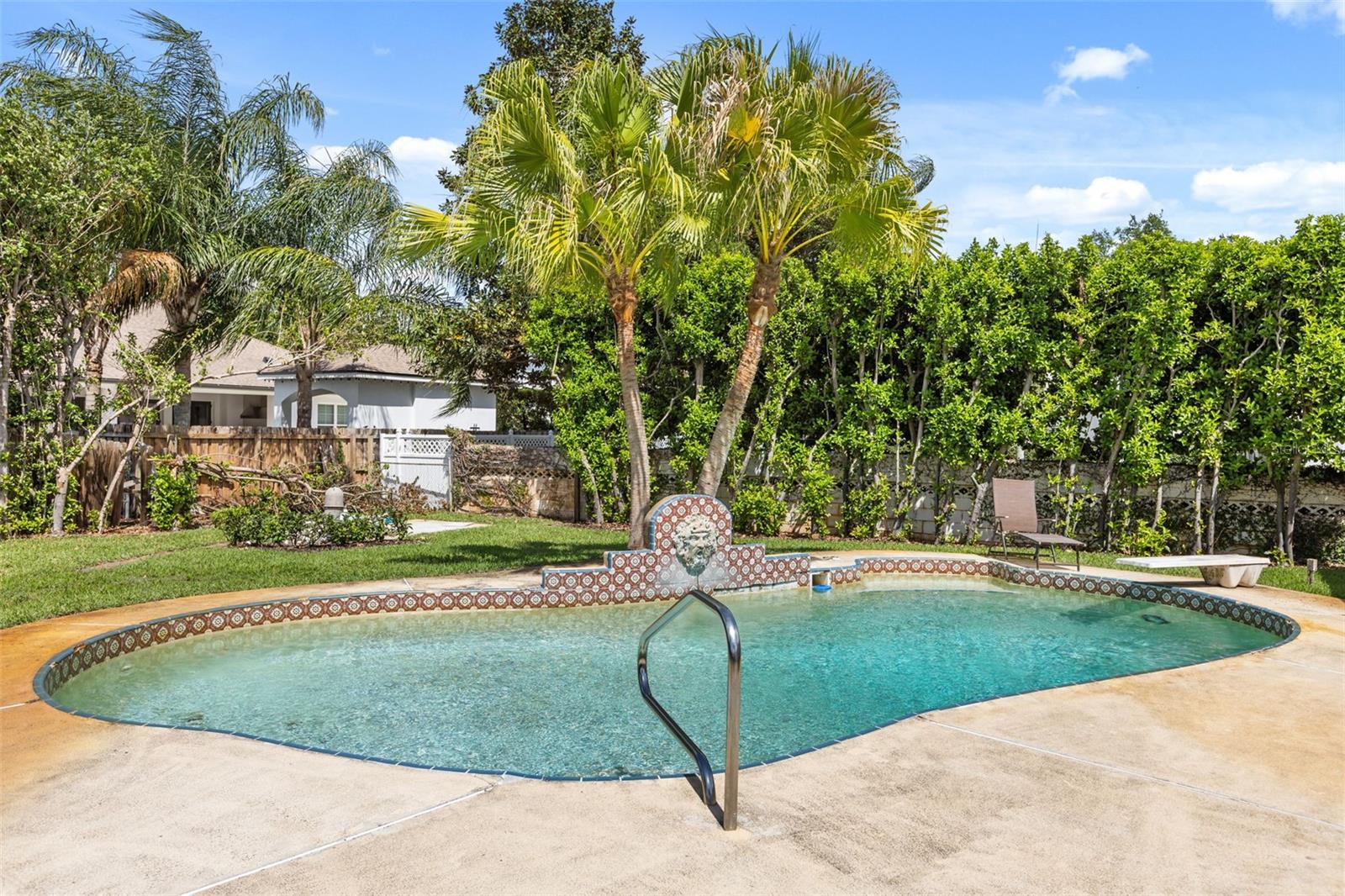 Image 32 of 41 For 1711 Chestnut Avenue