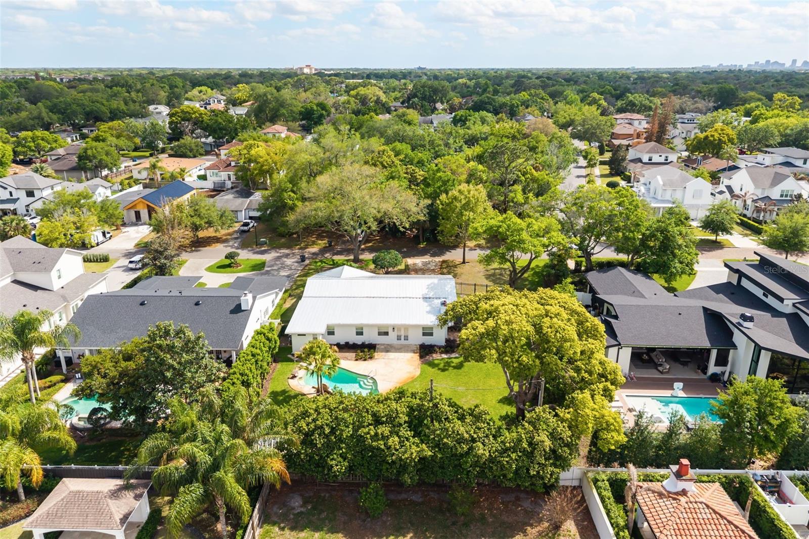 Image 39 of 41 For 1711 Chestnut Avenue