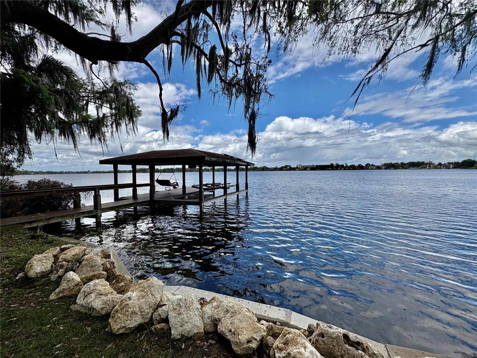 Image 2 of 24 For 438 Lakeview Avenue