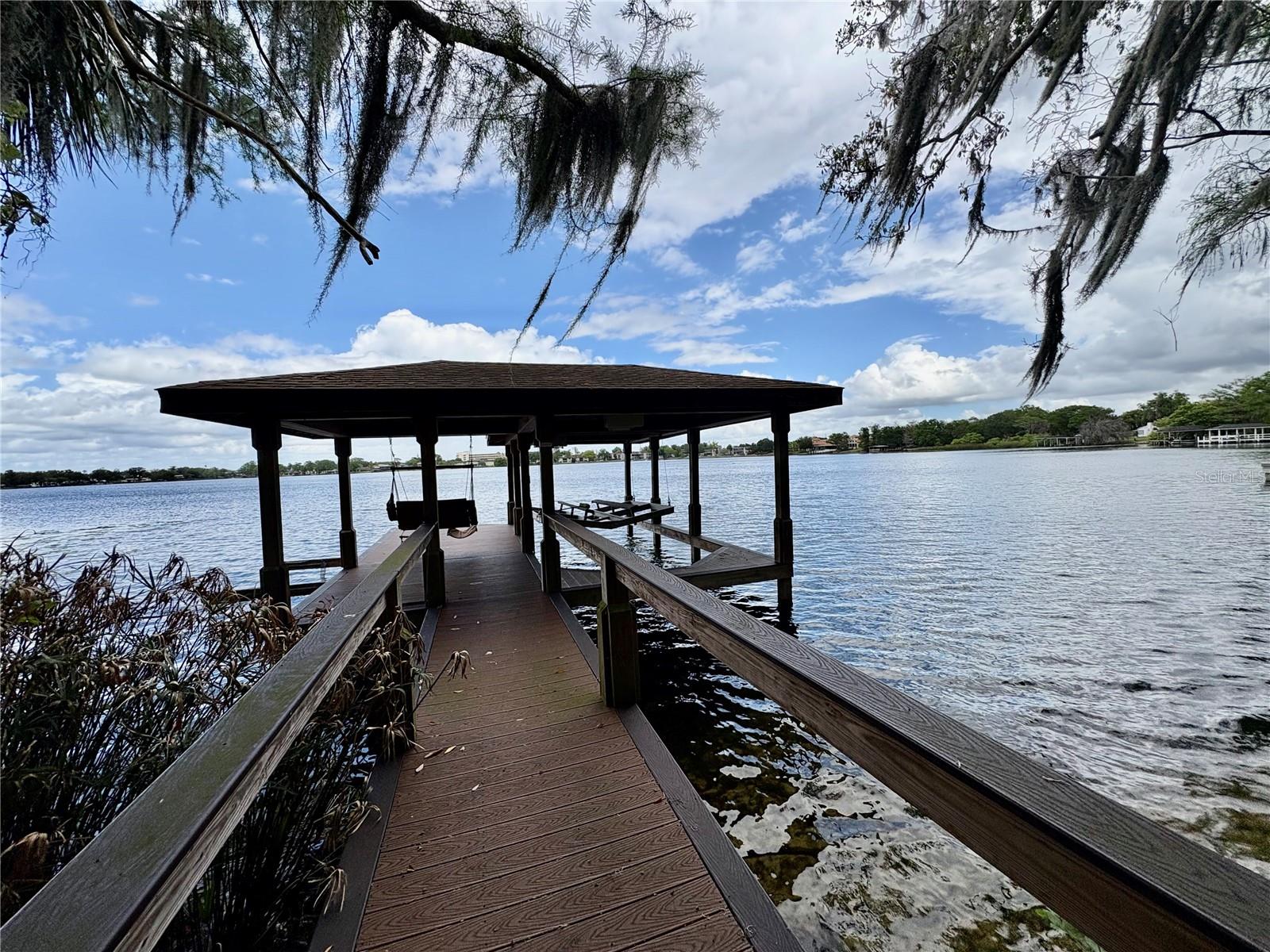 Image 21 of 24 For 438 Lakeview Avenue