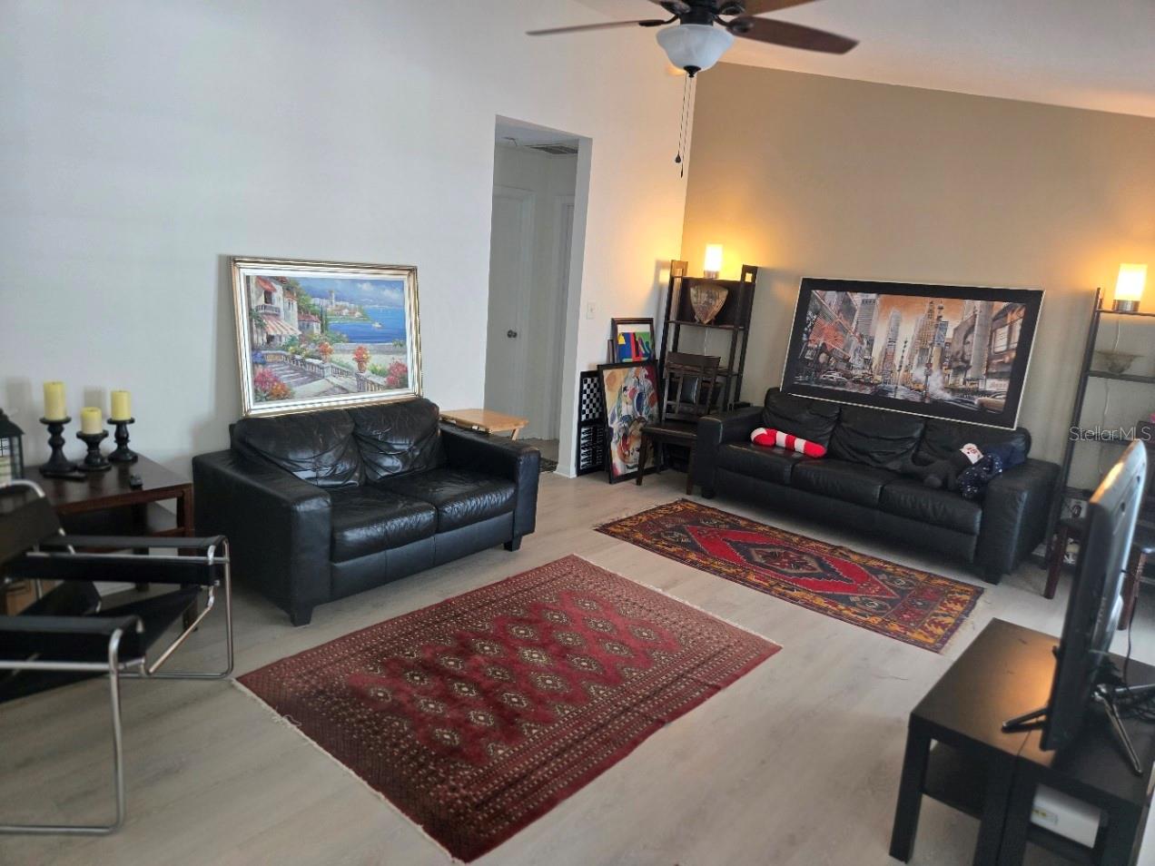 Image 12 of 33 For 8629 Granada Boulevard