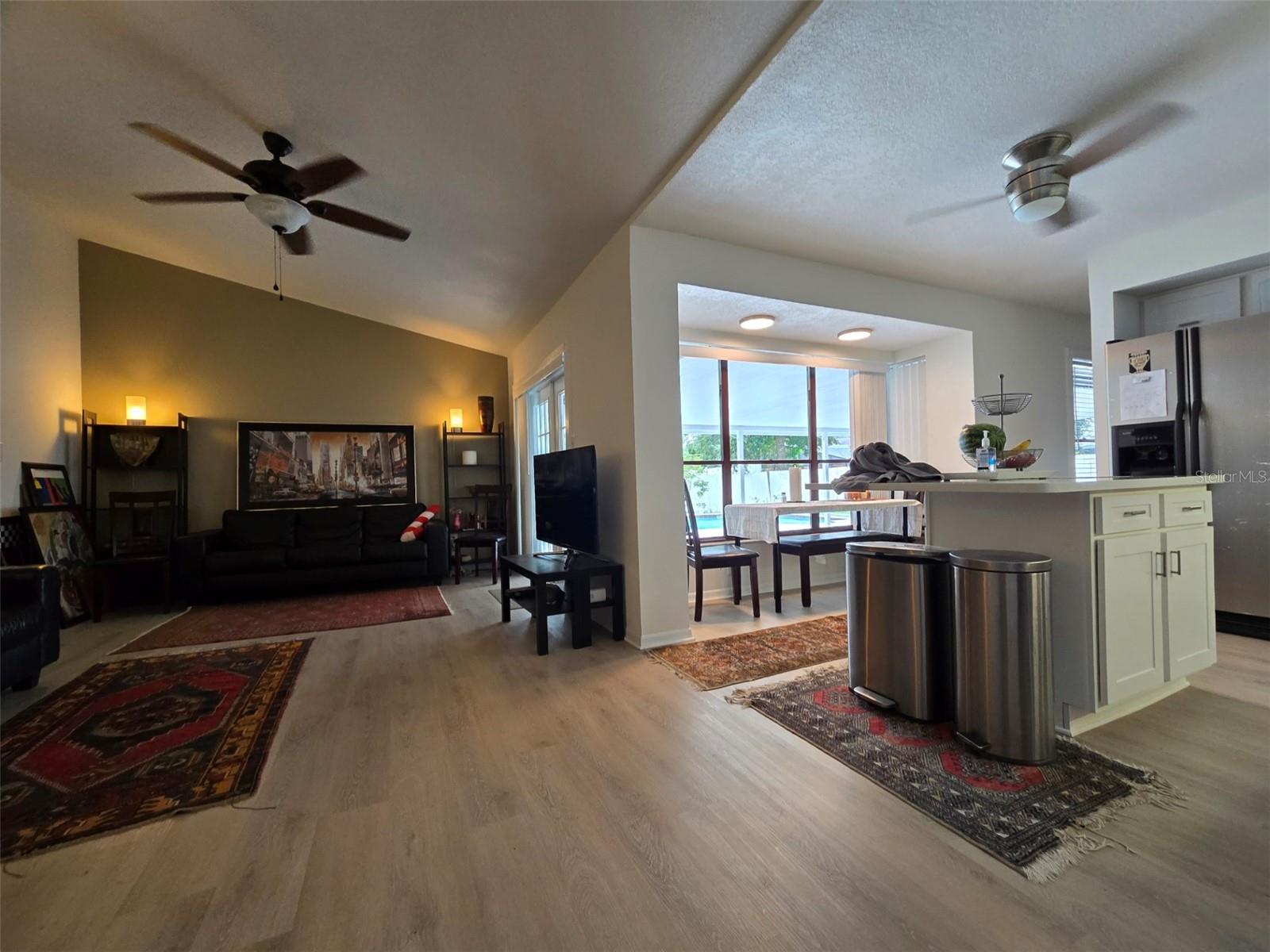 Image 14 of 33 For 8629 Granada Boulevard