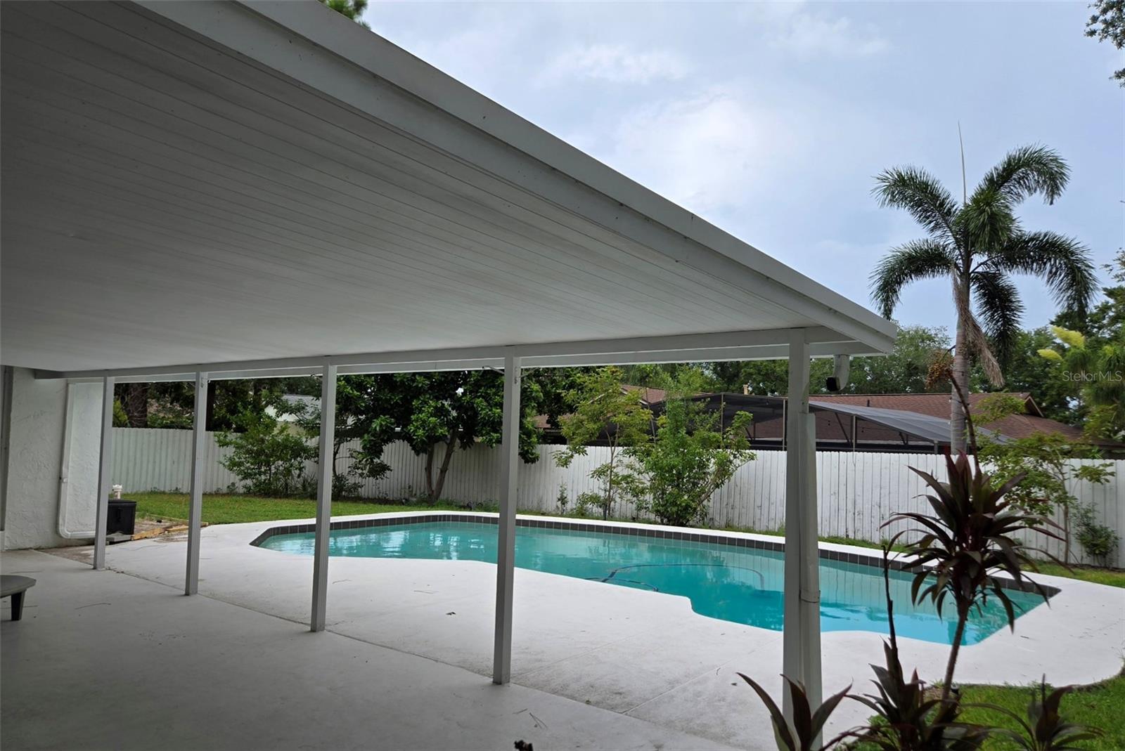 Image 20 of 33 For 8629 Granada Boulevard