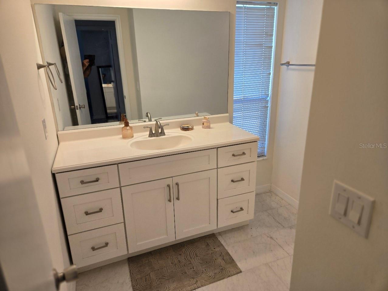 Image 29 of 33 For 8629 Granada Boulevard