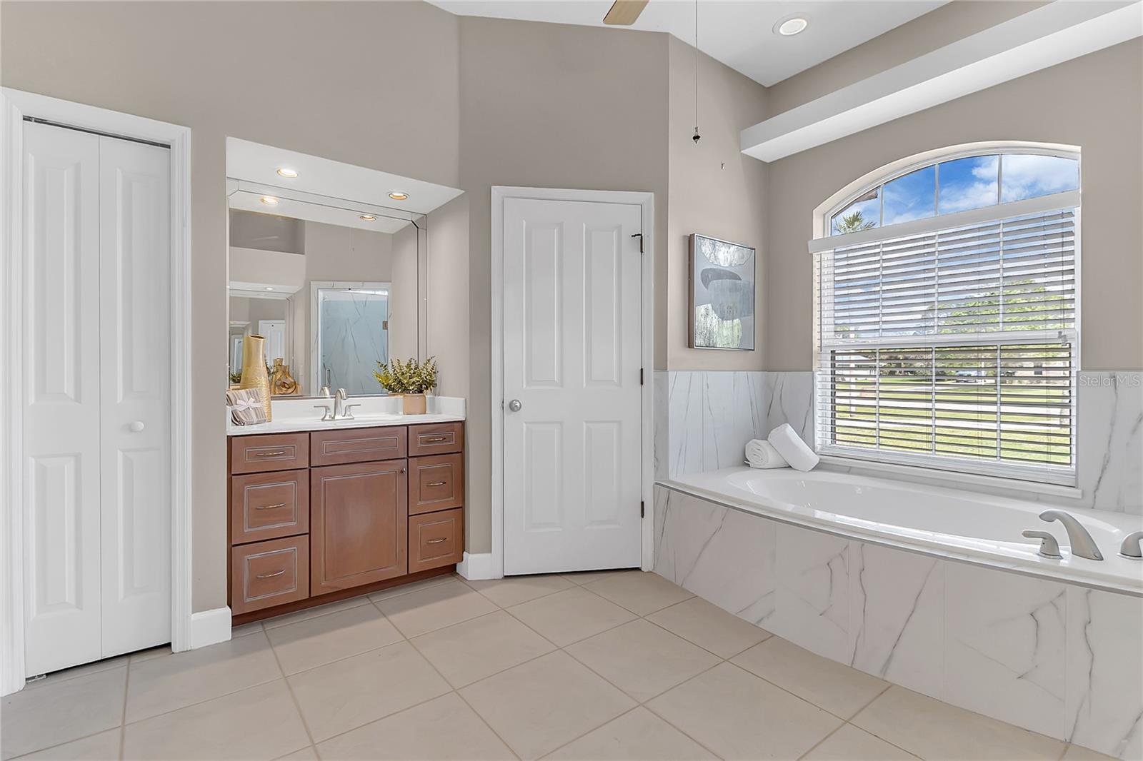 Image 28 of 51 For 5675 Bob White Trail