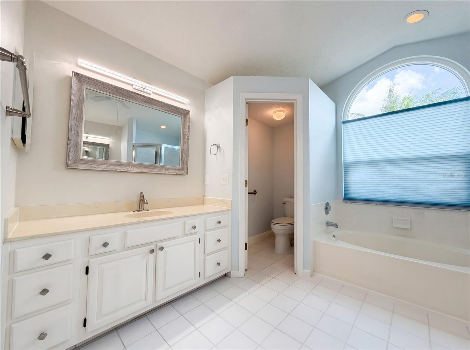 Image 23 of 30 For 245 Park Forest Boulevard 152