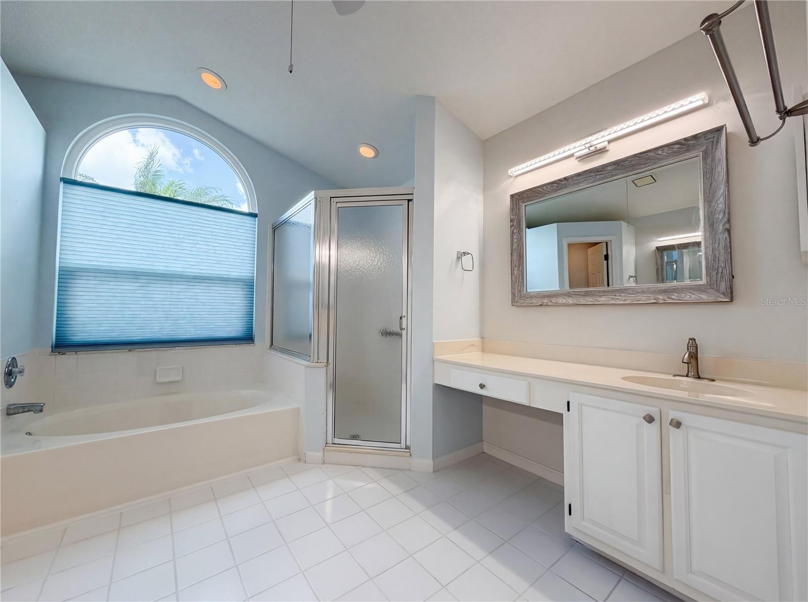 Image 6 of 30 For 245 Park Forest Boulevard 152