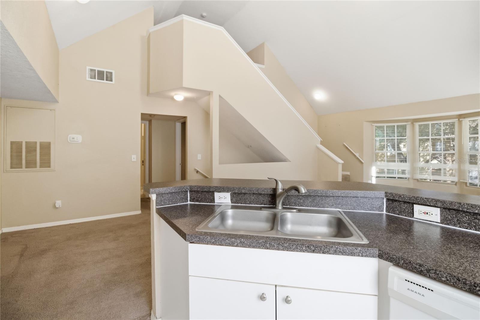 Image 13 of 27 For 6416 Raleigh Street 2612