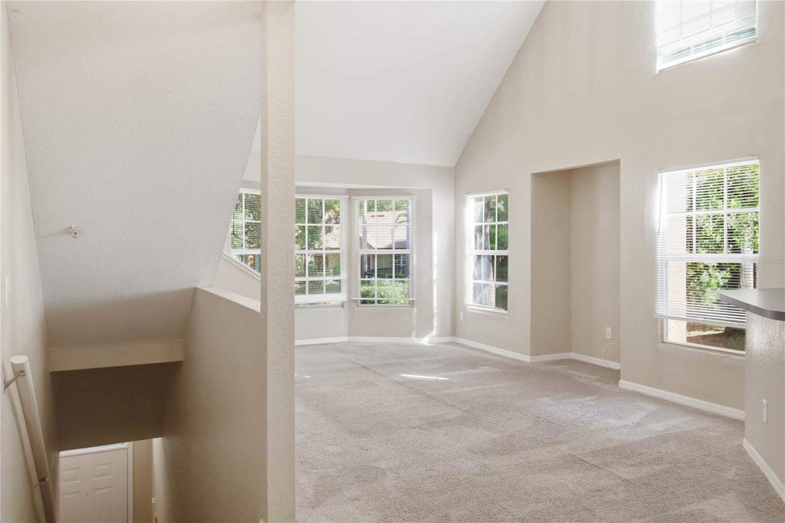 Image 5 of 27 For 6416 Raleigh Street 2612