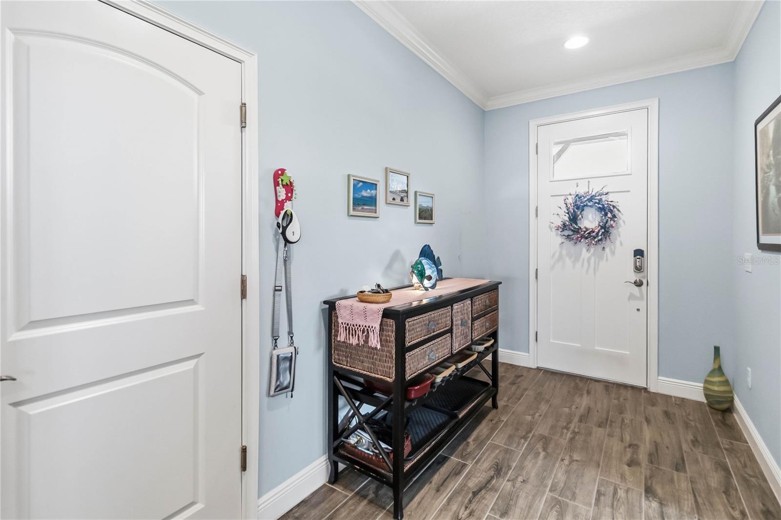 Image 4 of 52 For 3273 Songbird Circle