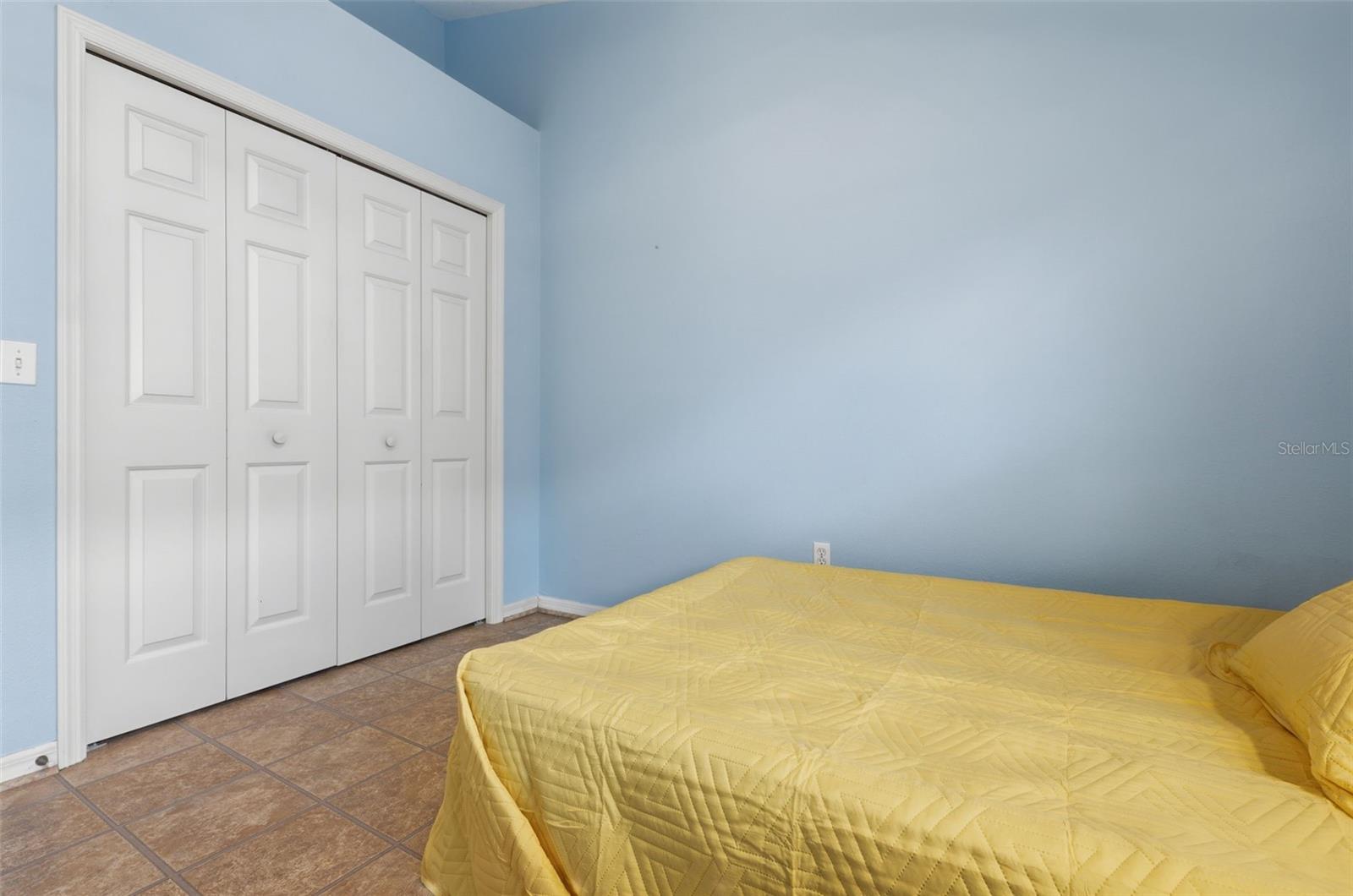 Image 21 of 29 For 1014 Challenger Avenue