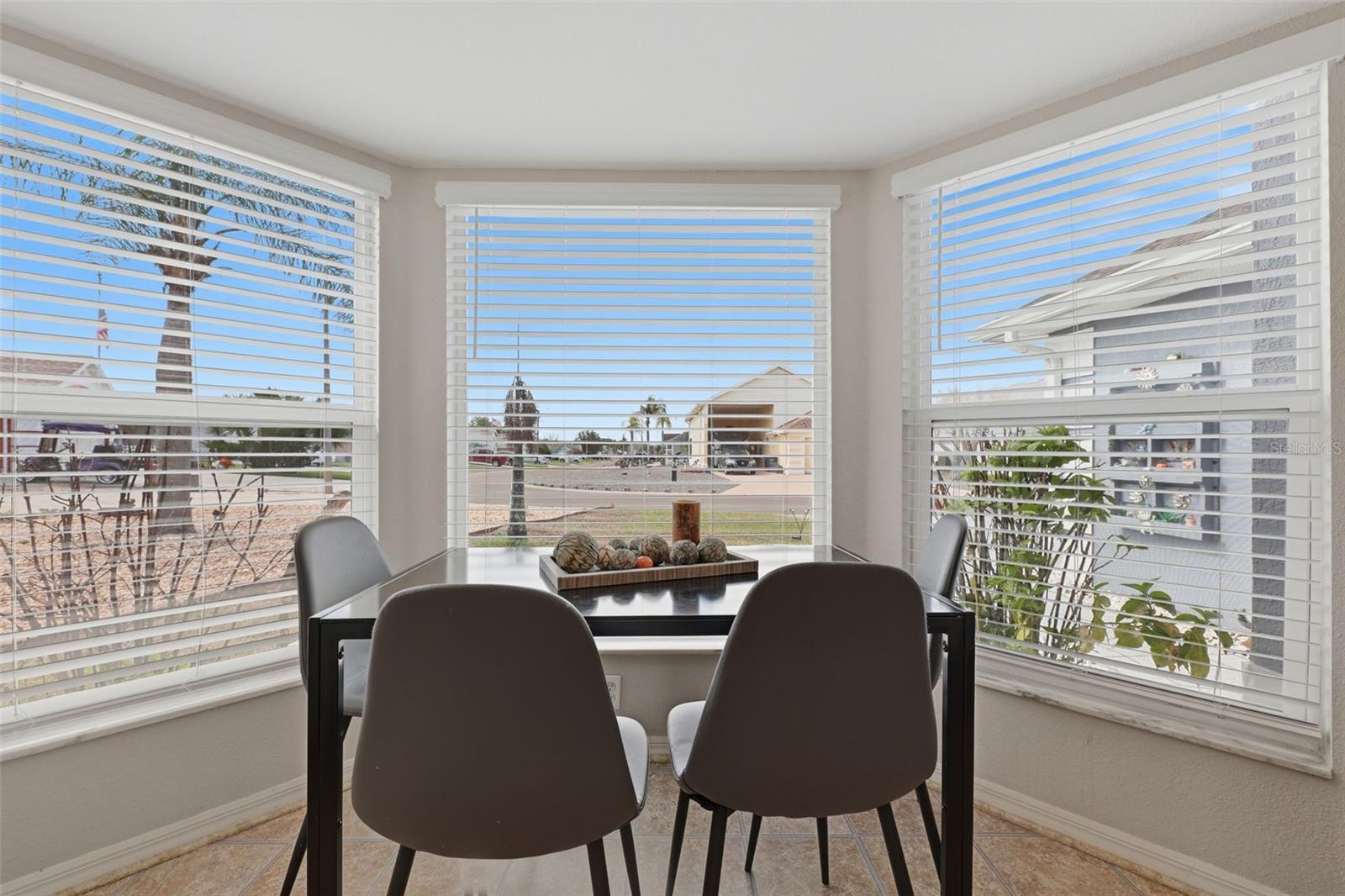 Image 9 of 29 For 1014 Challenger Avenue