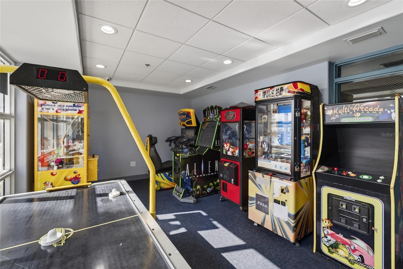 Image 18 of 22 For 13415 Blue Heron Beach Drive 310