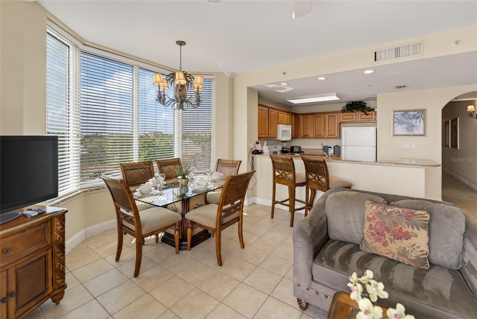 Image 5 of 22 For 13415 Blue Heron Beach Drive 310