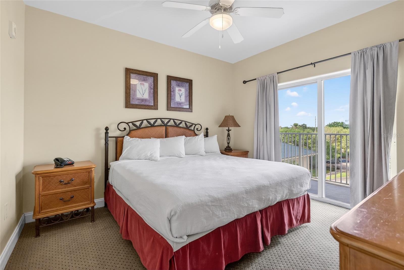 Image 8 of 22 For 13415 Blue Heron Beach Drive 310