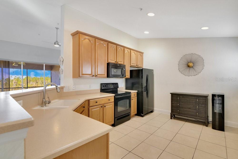 Image 18 of 41 For 1290 Grady Lane 20232