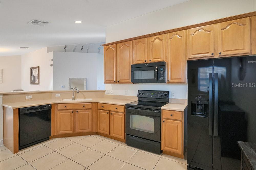 Image 5 of 41 For 1290 Grady Lane 20232