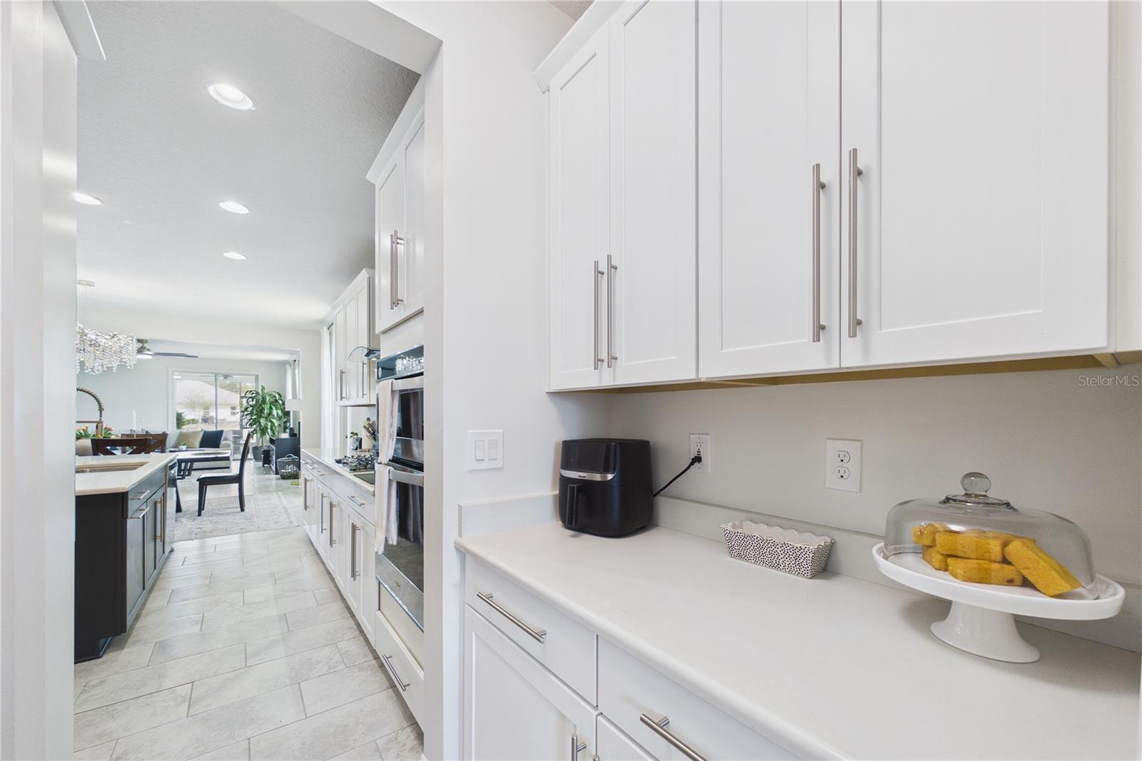 Image 10 of 60 For 458 Convex Lane