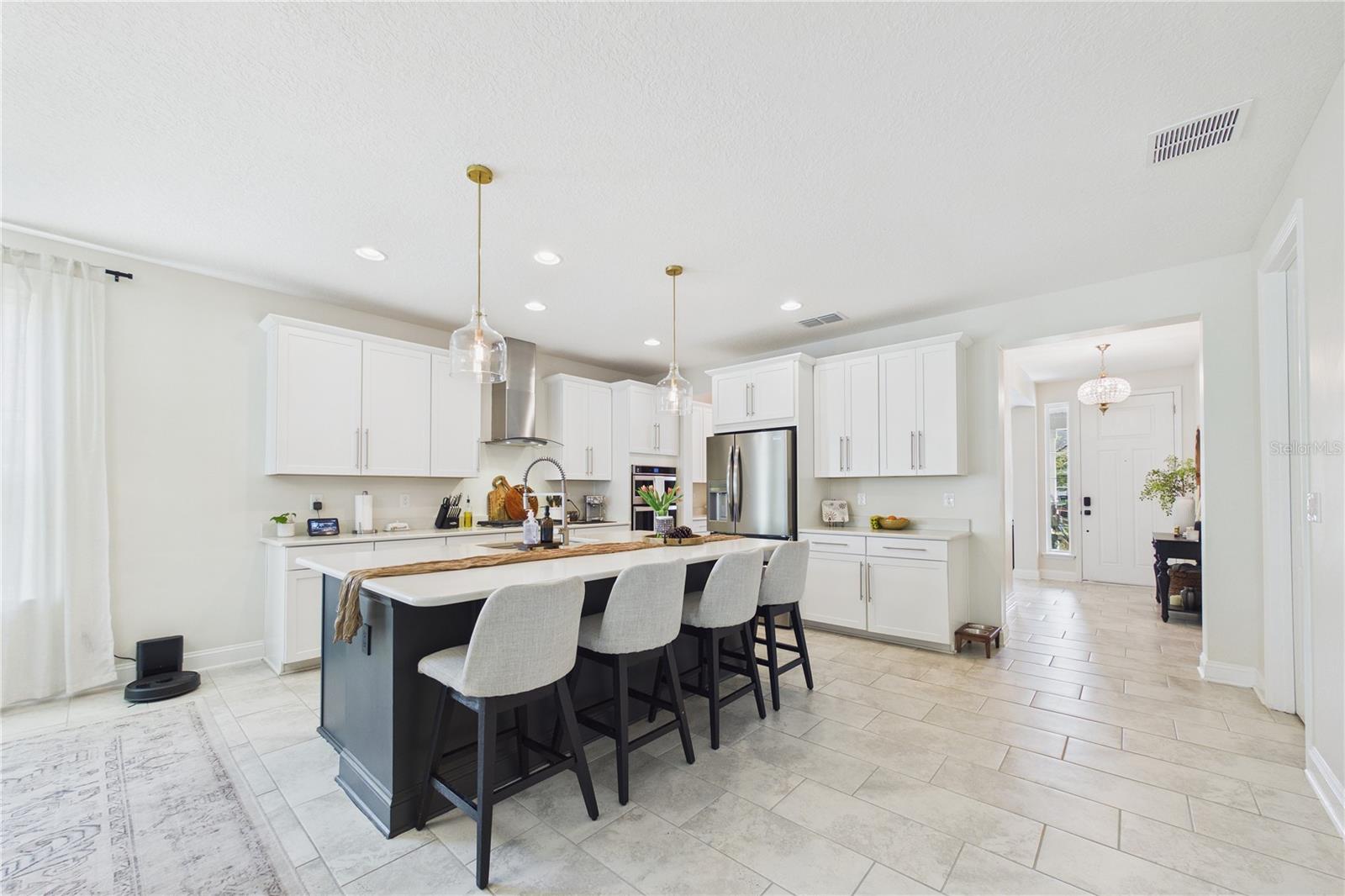 Image 12 of 60 For 458 Convex Lane