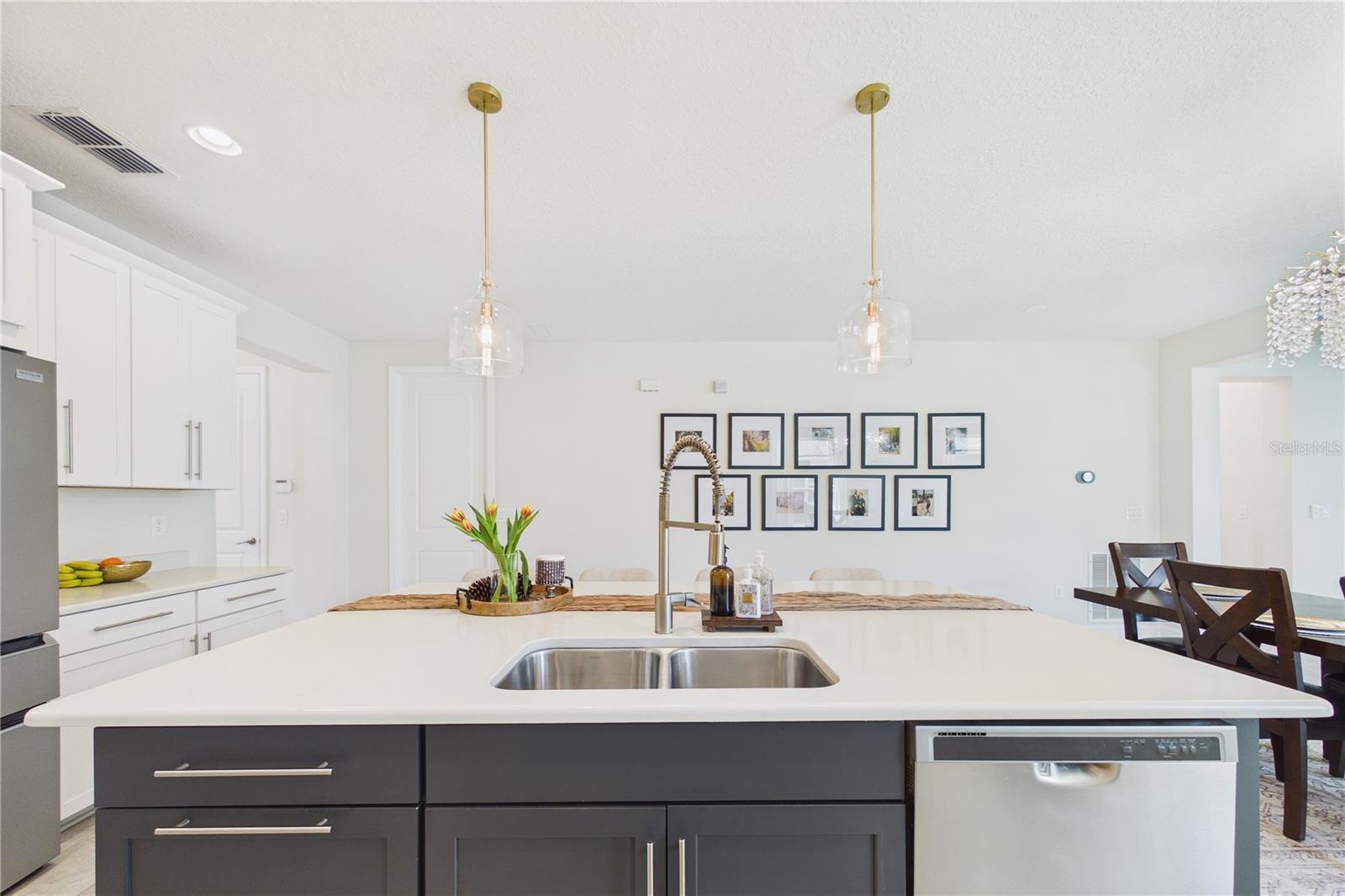 Image 16 of 60 For 458 Convex Lane