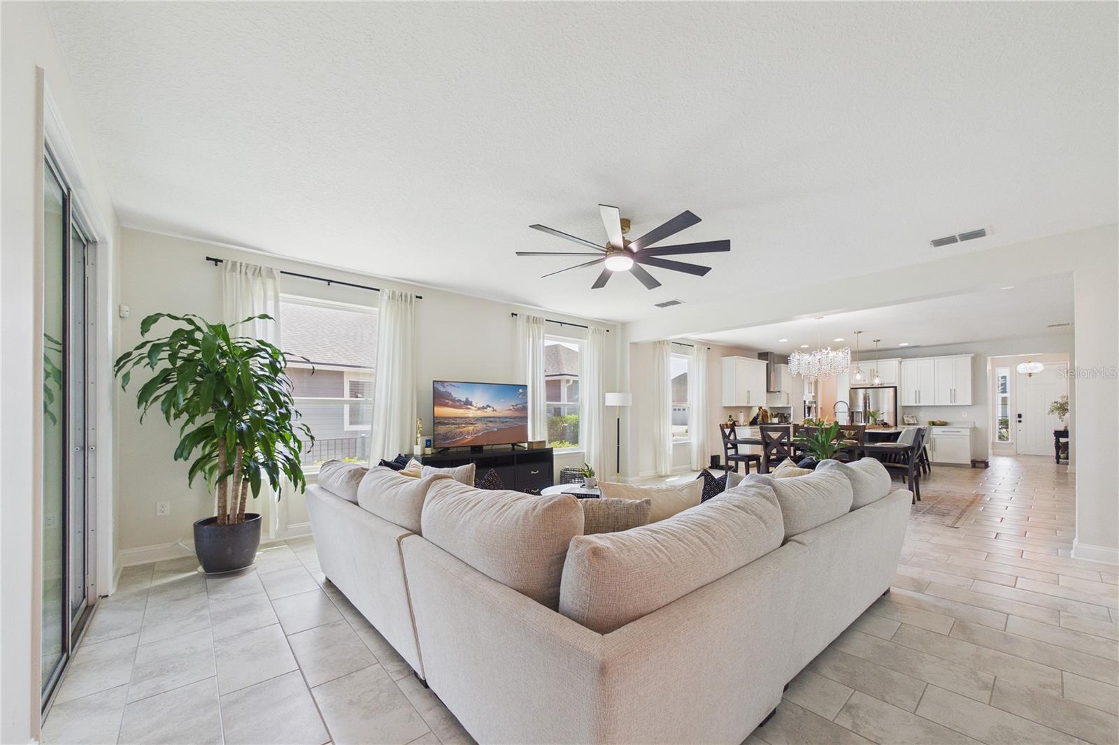 Image 21 of 60 For 458 Convex Lane