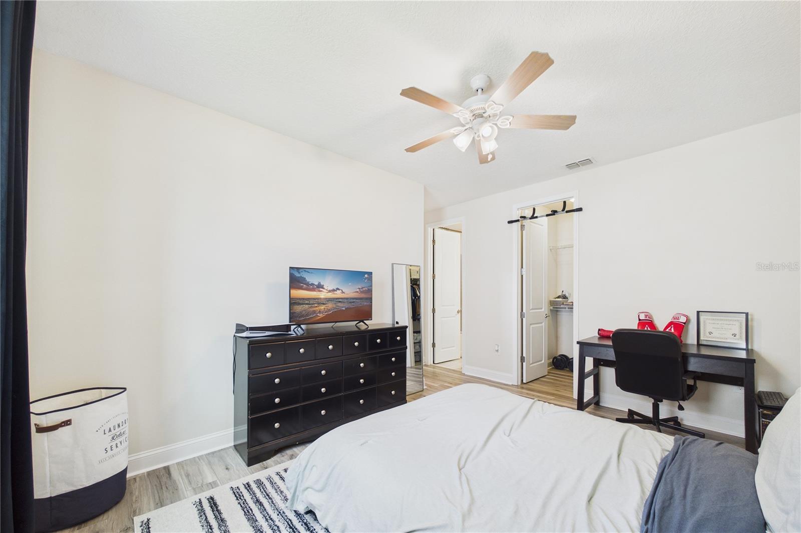 Image 38 of 60 For 458 Convex Lane