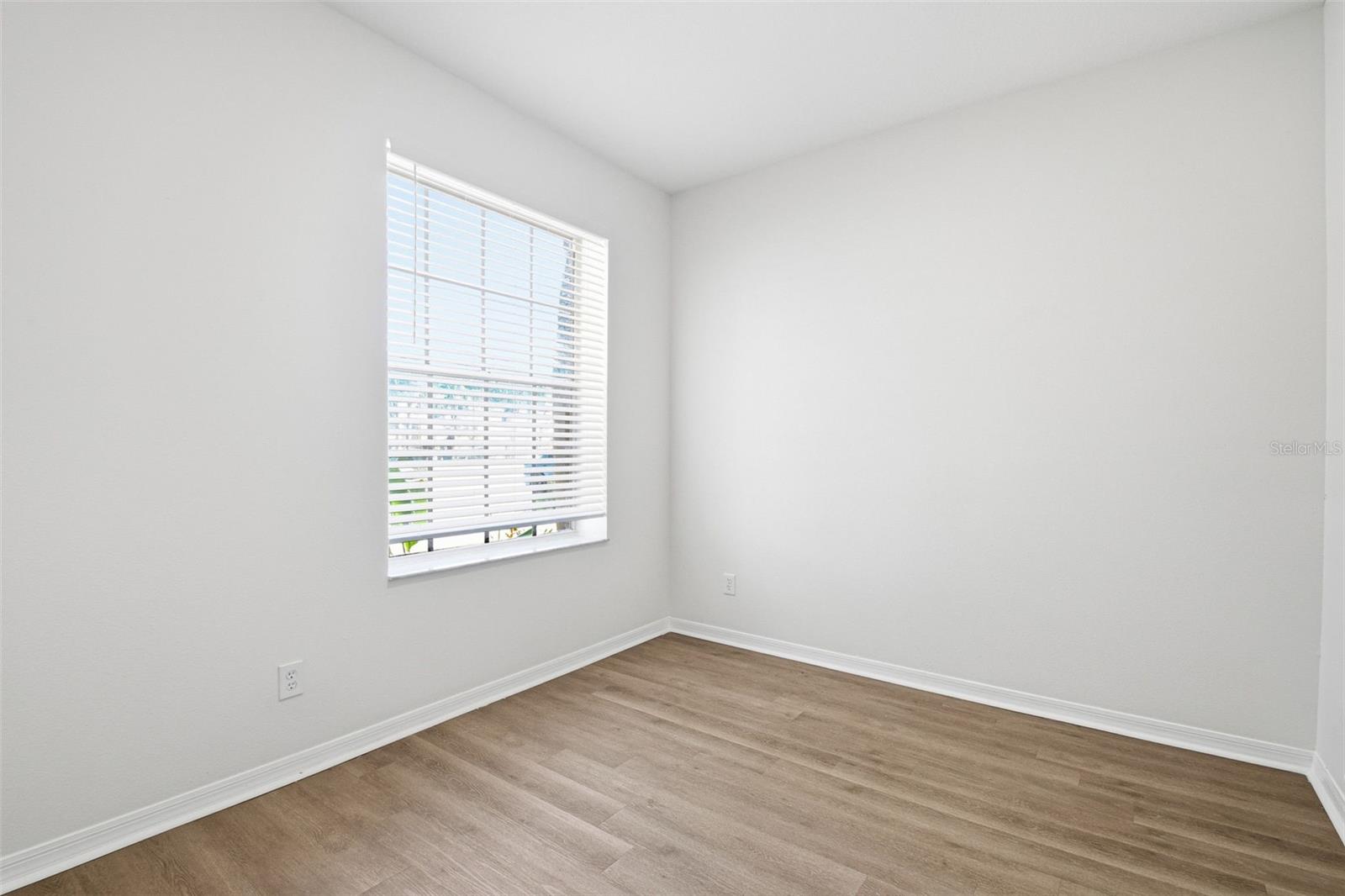 Listing photo id 29 for 11906 Timberhill Drive