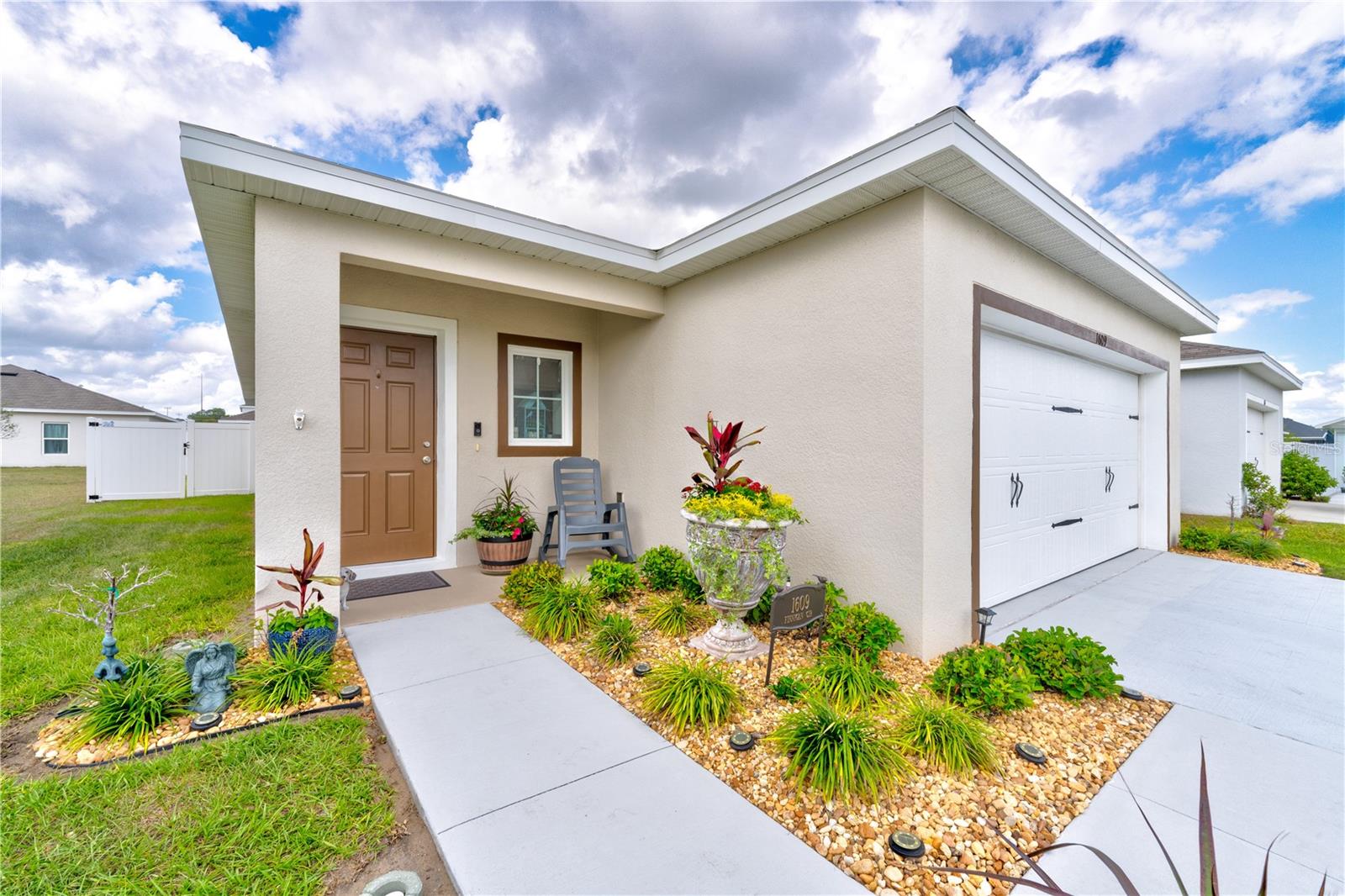 Image 3 of 58 For 1609 Finnigan Circle