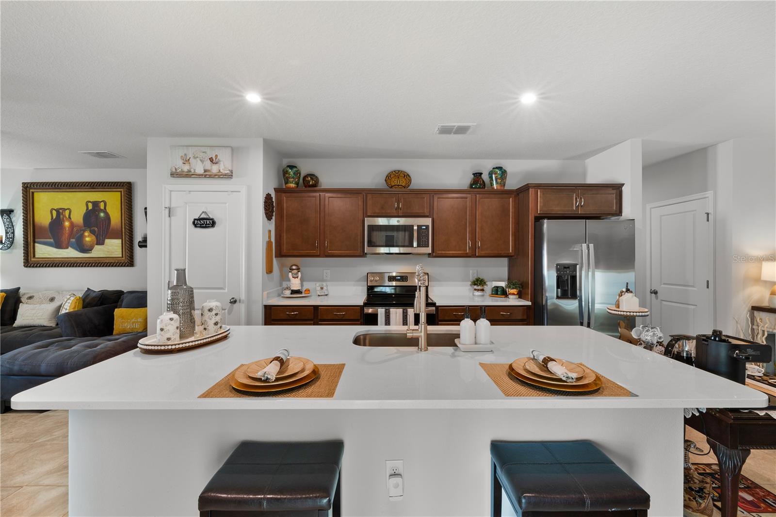 Image 30 of 58 For 1609 Finnigan Circle