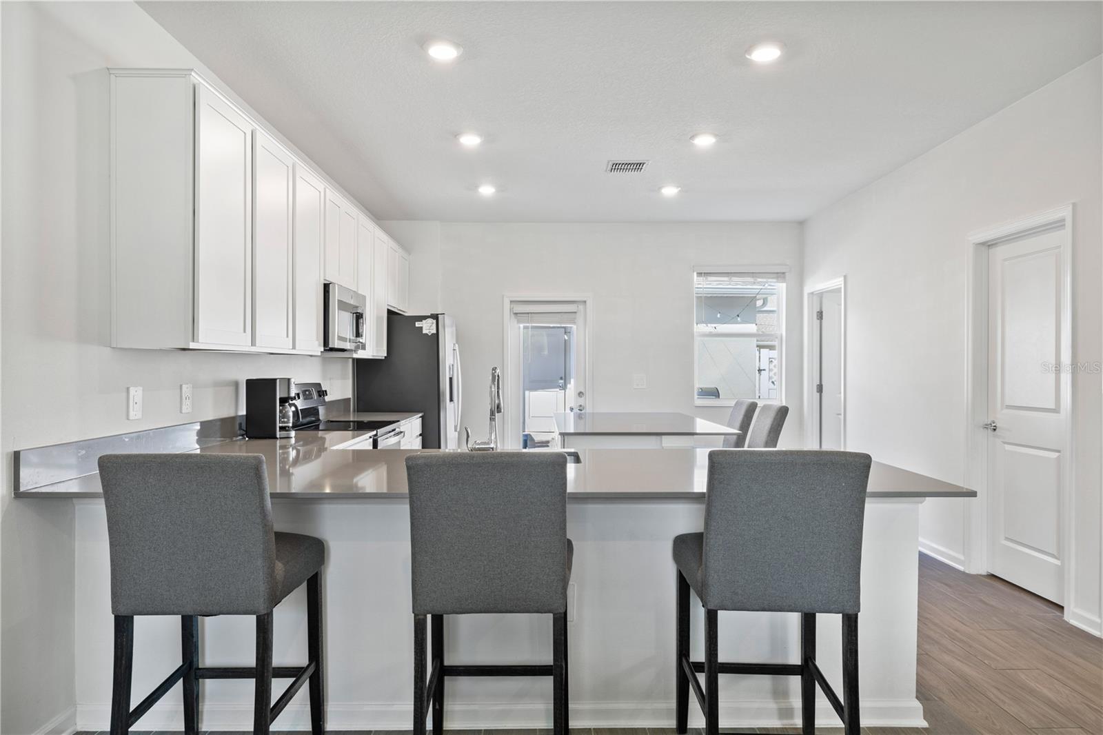 Image 14 of 48 For 10768 Rhett Butler Alley