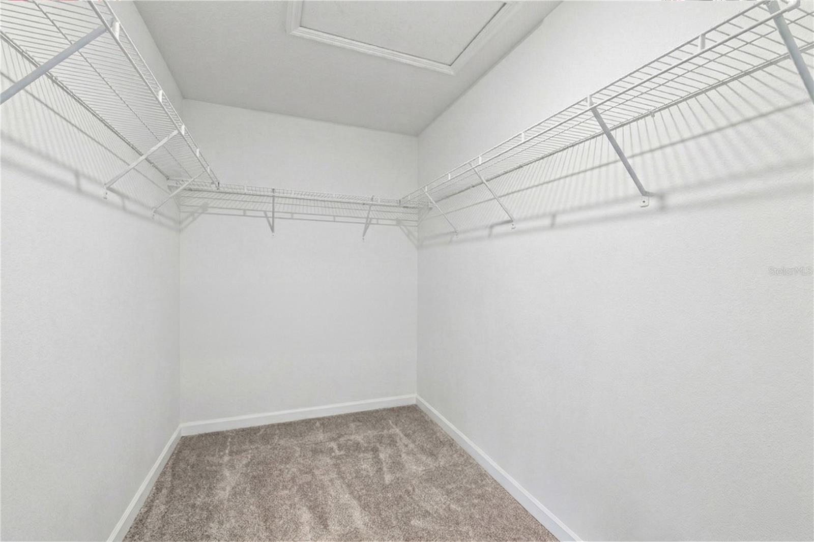 Image 26 of 48 For 10768 Rhett Butler Alley