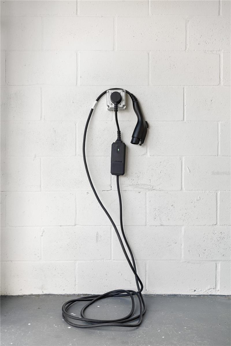 Image 38 of 48 For 10768 Rhett Butler Alley