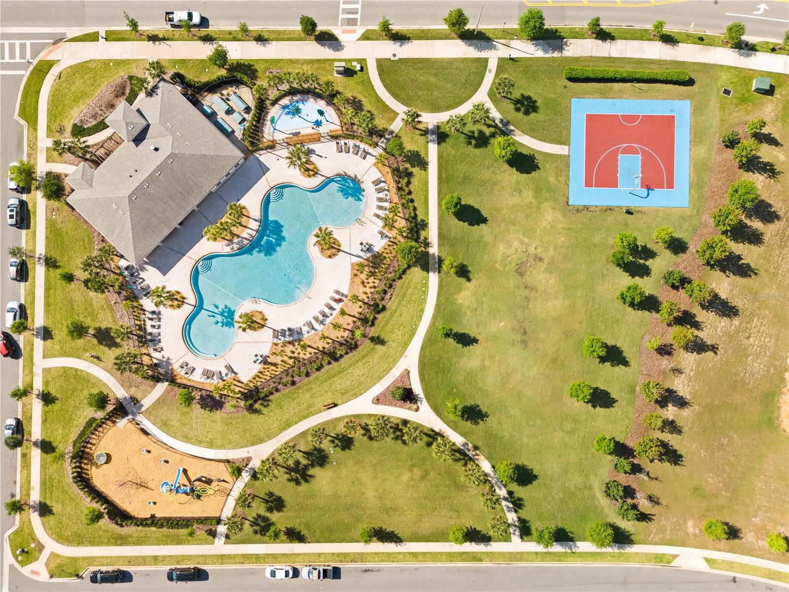 Image 44 of 48 For 10768 Rhett Butler Alley