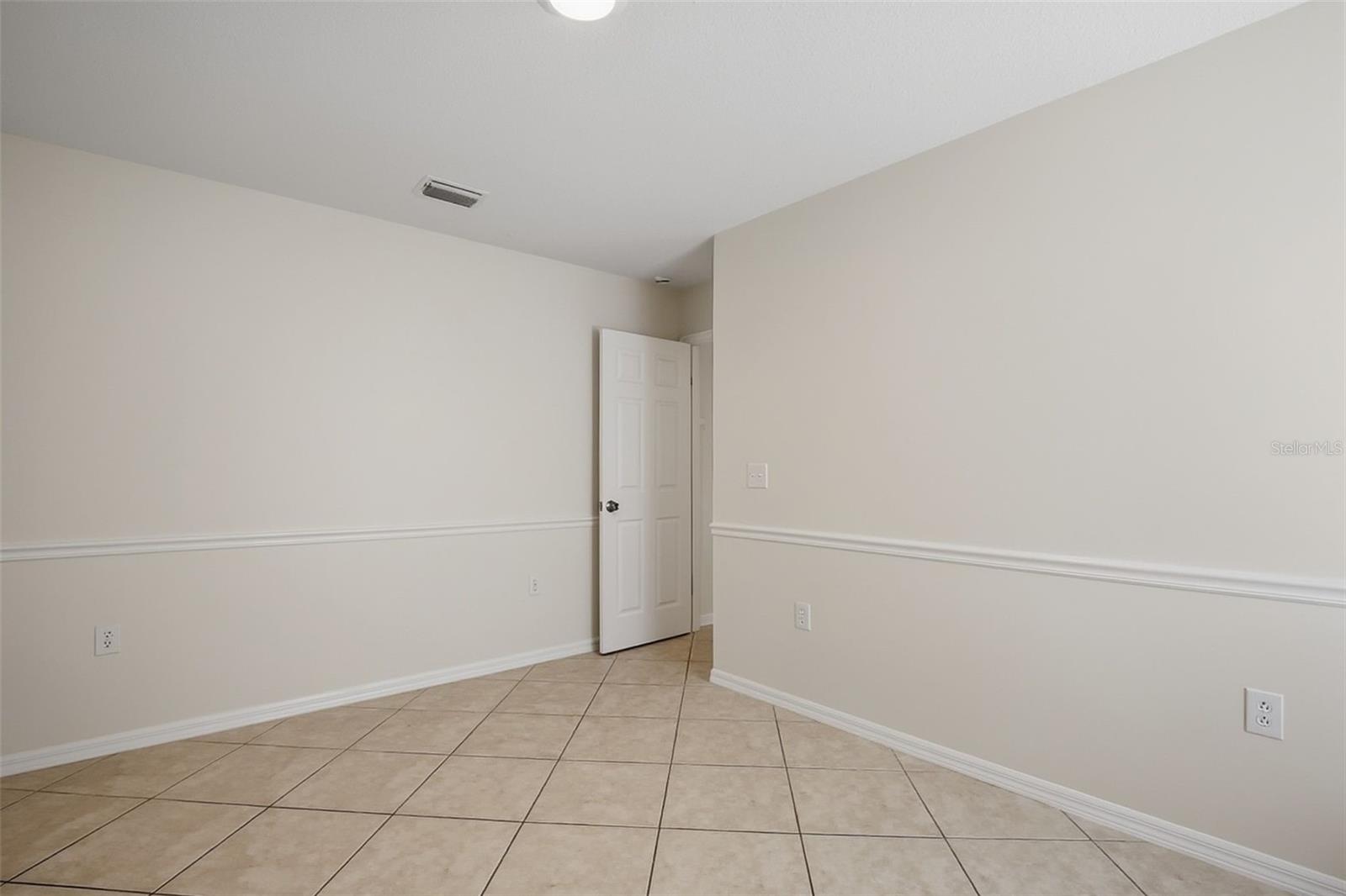 Image 31 of 41 For 3704 Lockridge Drive