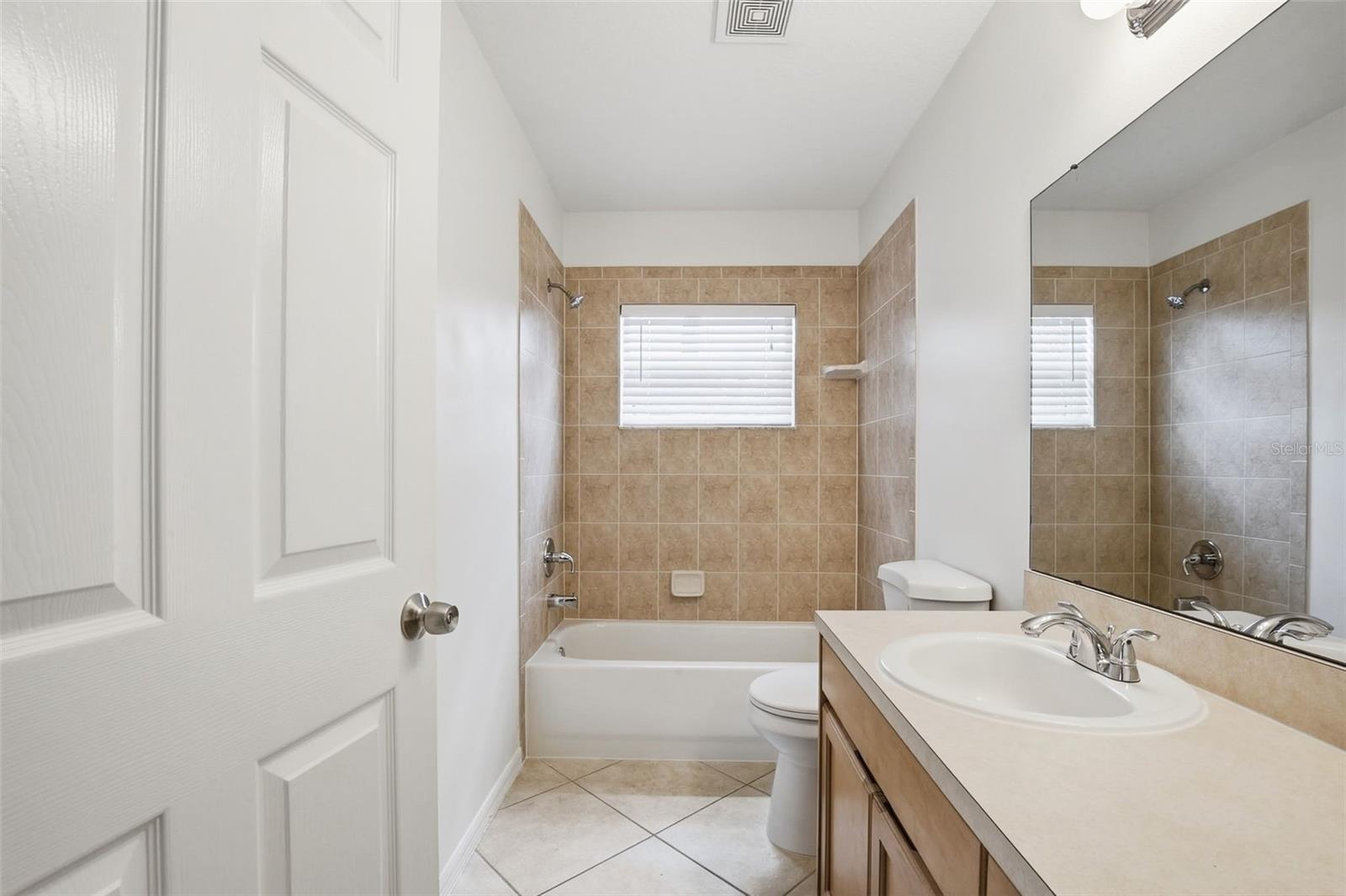 Image 37 of 41 For 3704 Lockridge Drive