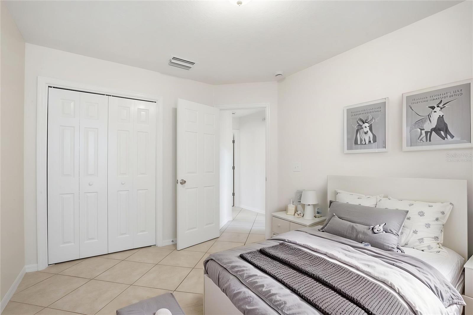 Image 6 of 41 For 3704 Lockridge Drive