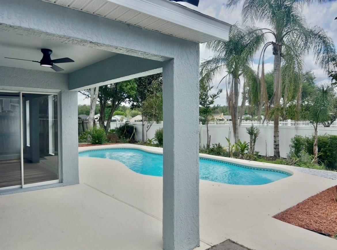 Image 25 of 32 For 154 Woodbury Pines Circle