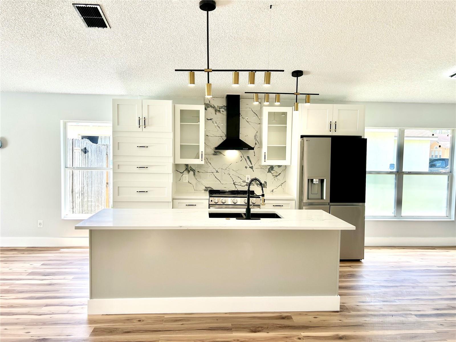 Image 9 of 32 For 154 Woodbury Pines Circle