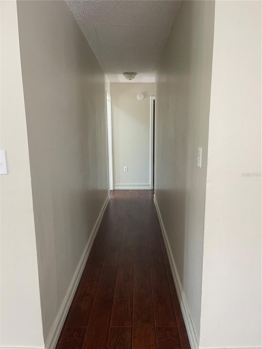 Image 8 of 14 For 1618 Bobolink Lane