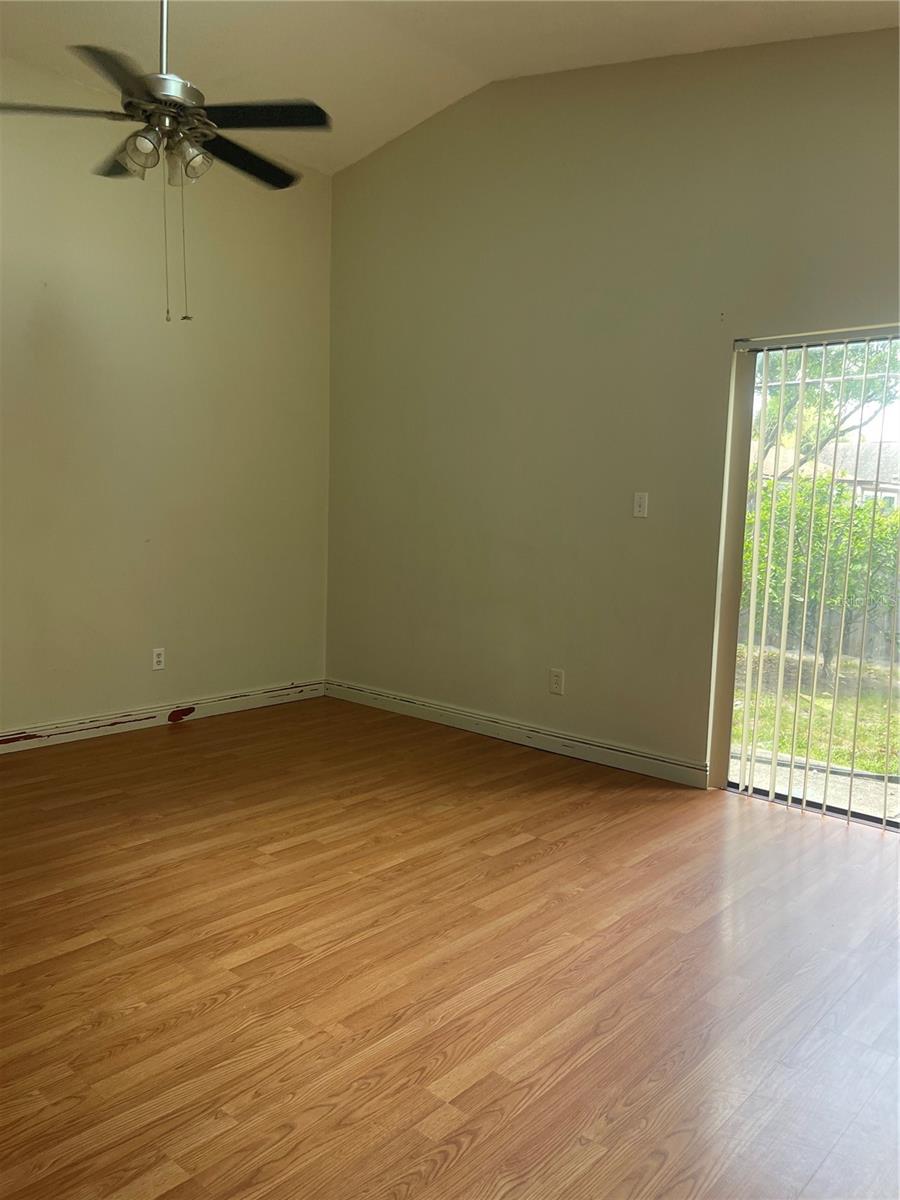 Image 9 of 14 For 1618 Bobolink Lane