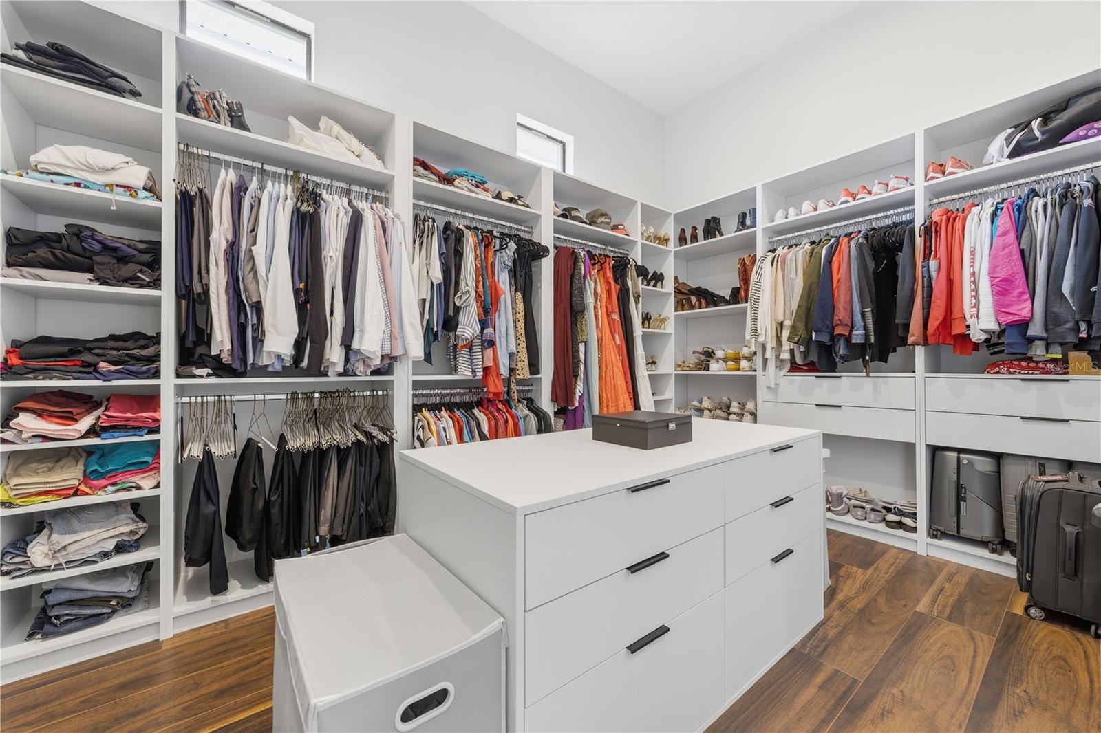 Image 24 of 57 For 16804 Vinci Way