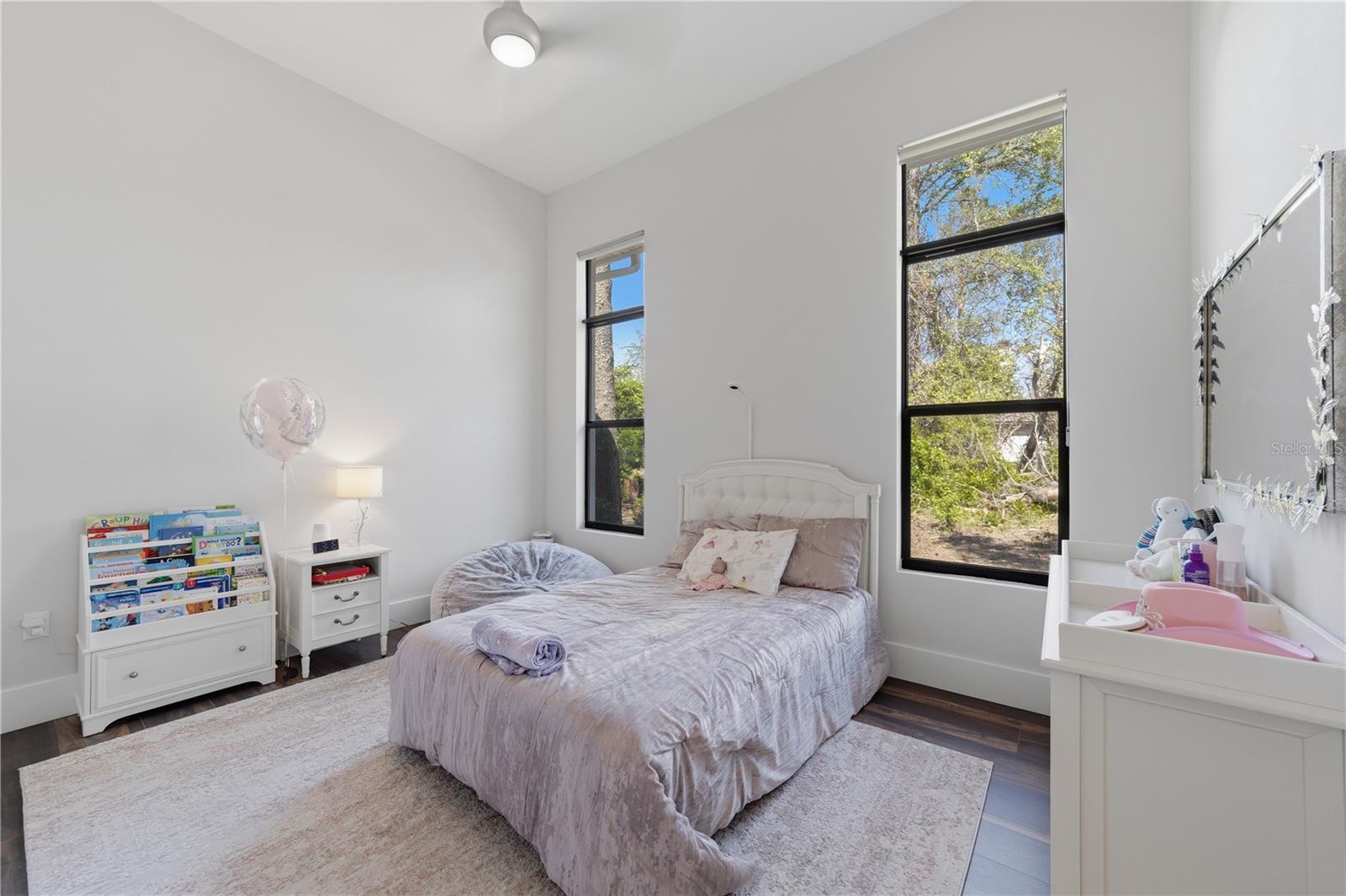 Image 28 of 57 For 16804 Vinci Way