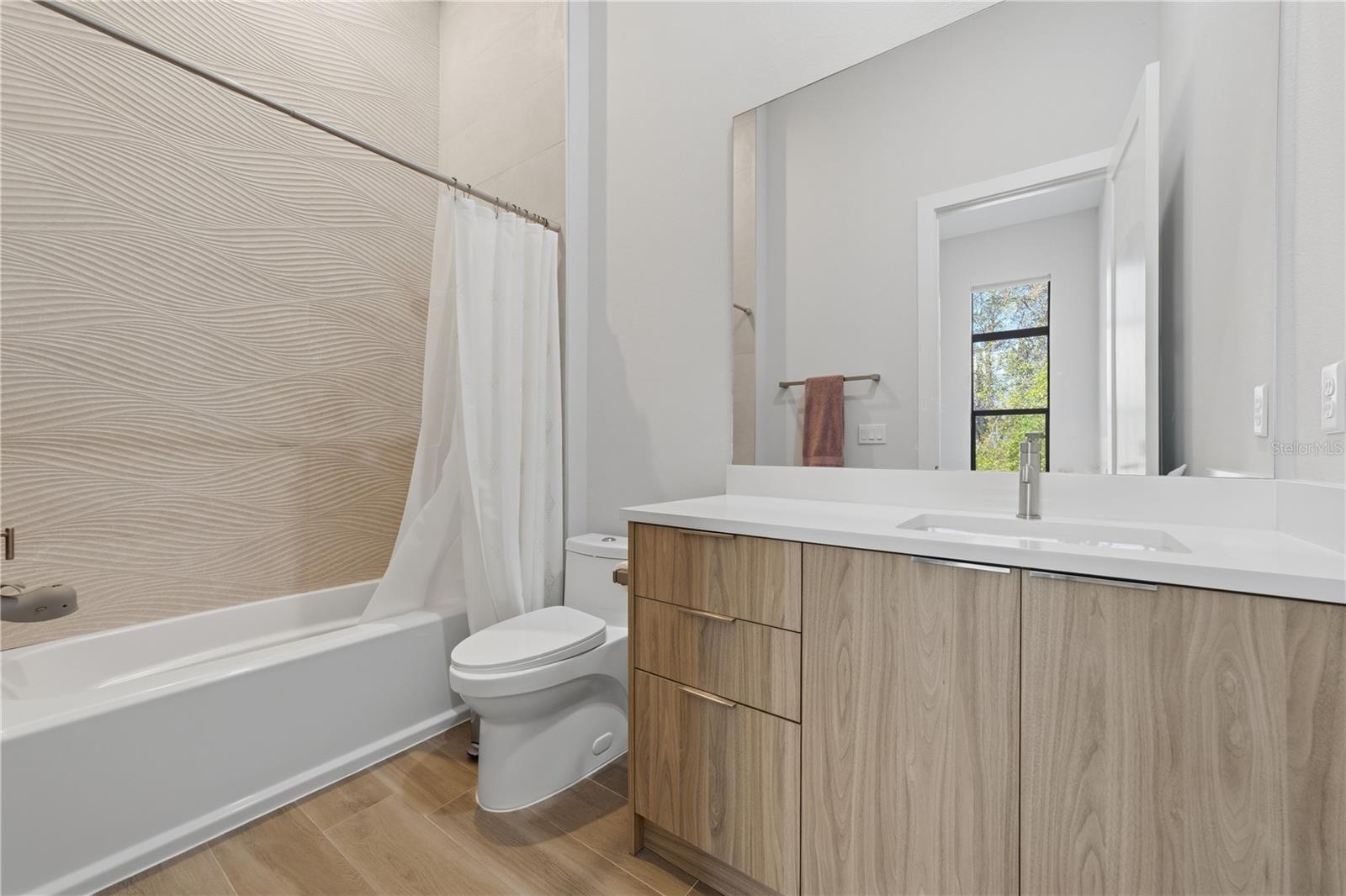 Image 30 of 57 For 16804 Vinci Way