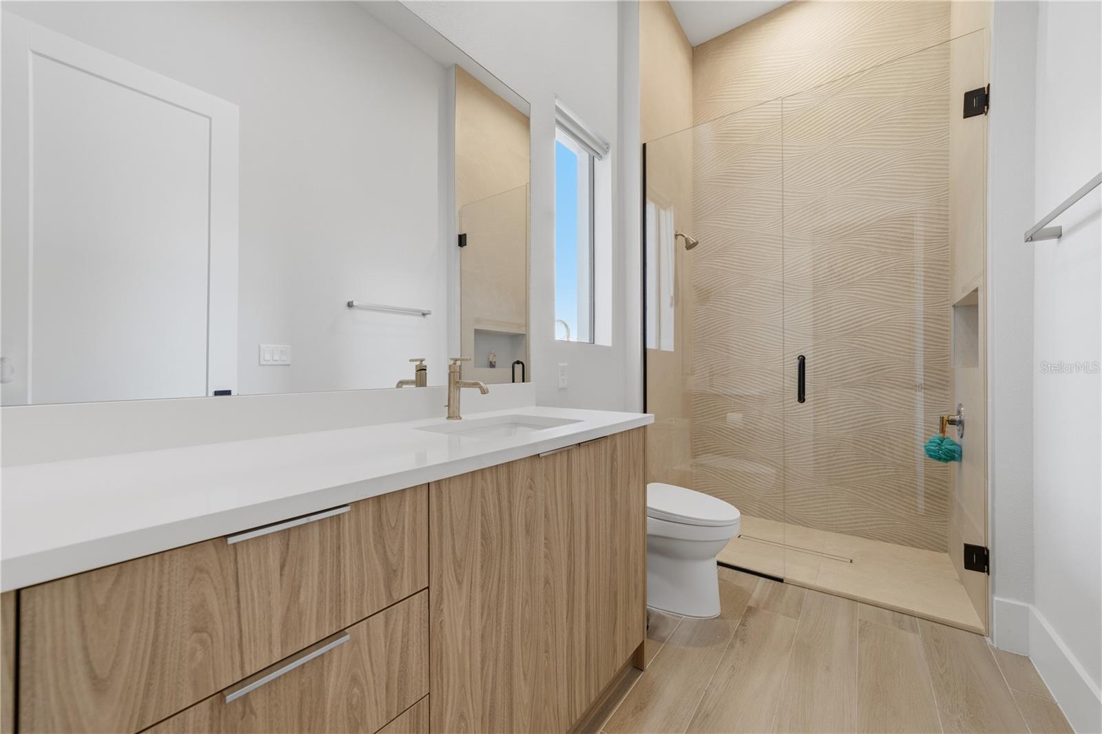 Image 32 of 57 For 16804 Vinci Way