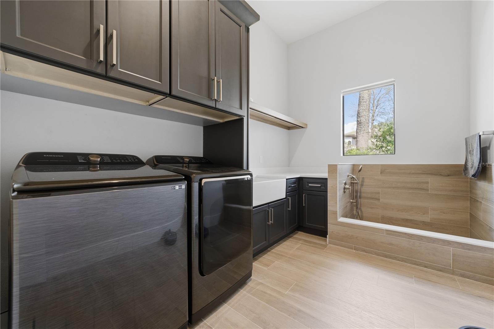 Image 34 of 57 For 16804 Vinci Way