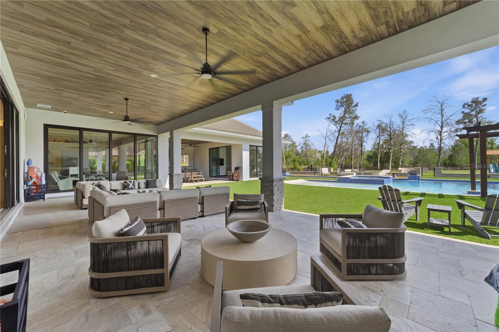 Image 40 of 57 For 16804 Vinci Way