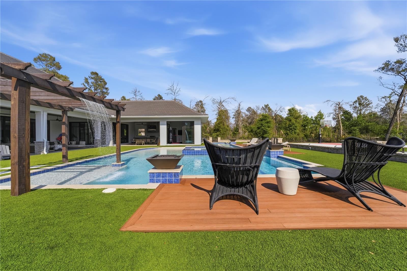 Image 44 of 57 For 16804 Vinci Way